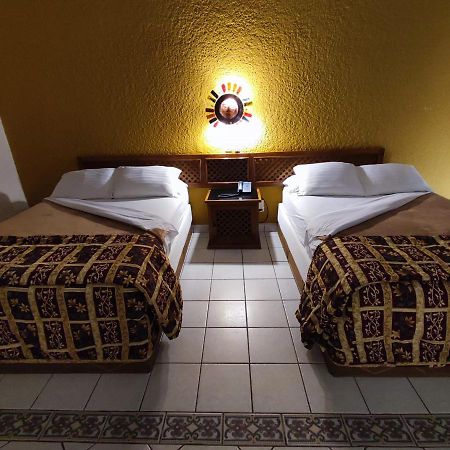 Hotel Mision Santa Maria San Quintin 外观 照片