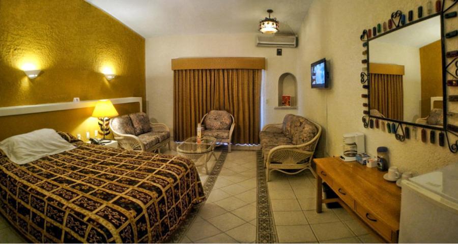 Hotel Mision Santa Maria San Quintin 外观 照片
