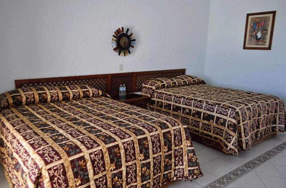 Hotel Mision Santa Maria San Quintin 外观 照片